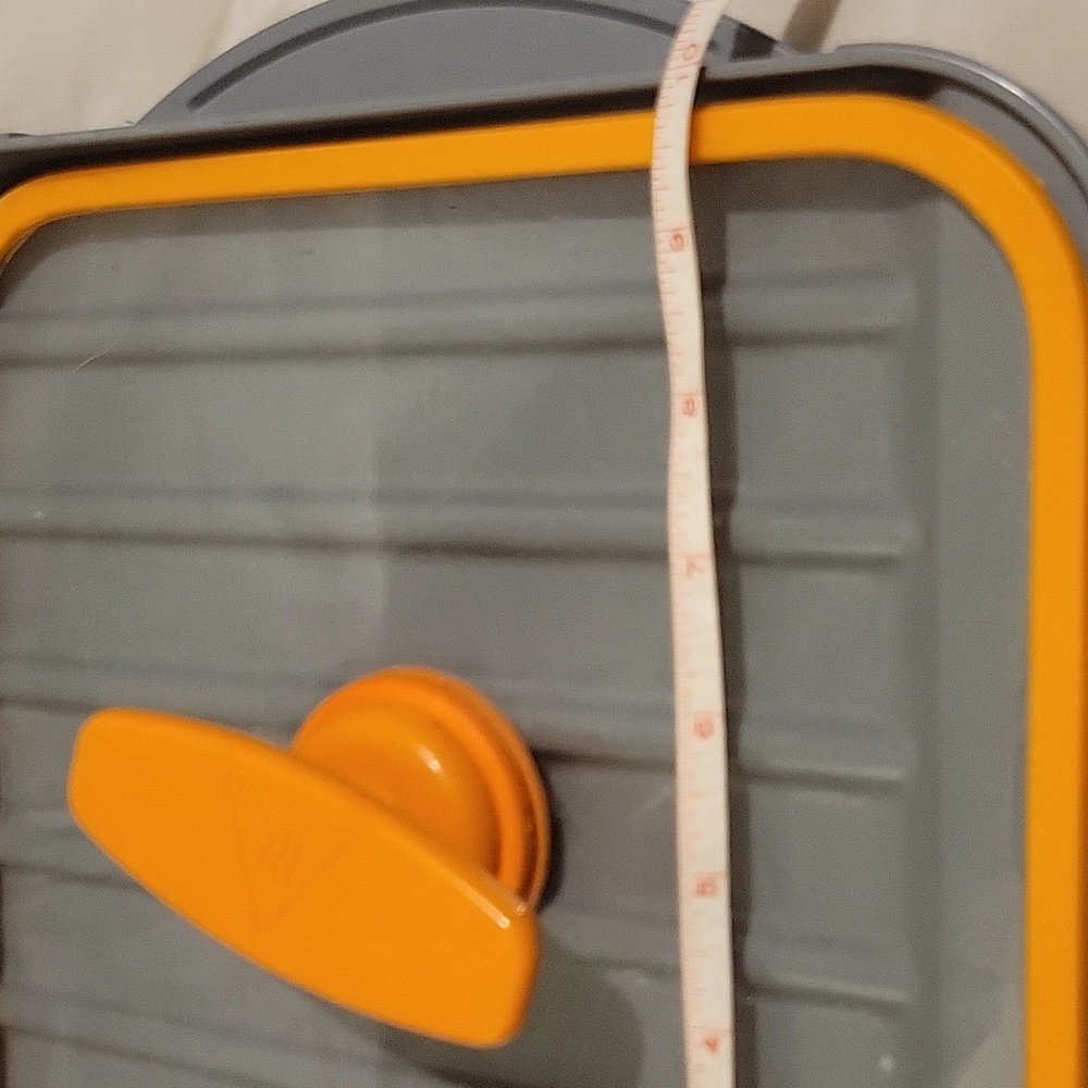 Microwave Bacon Cooker With Lid.Gray and Orange. - Picture 7 of 10